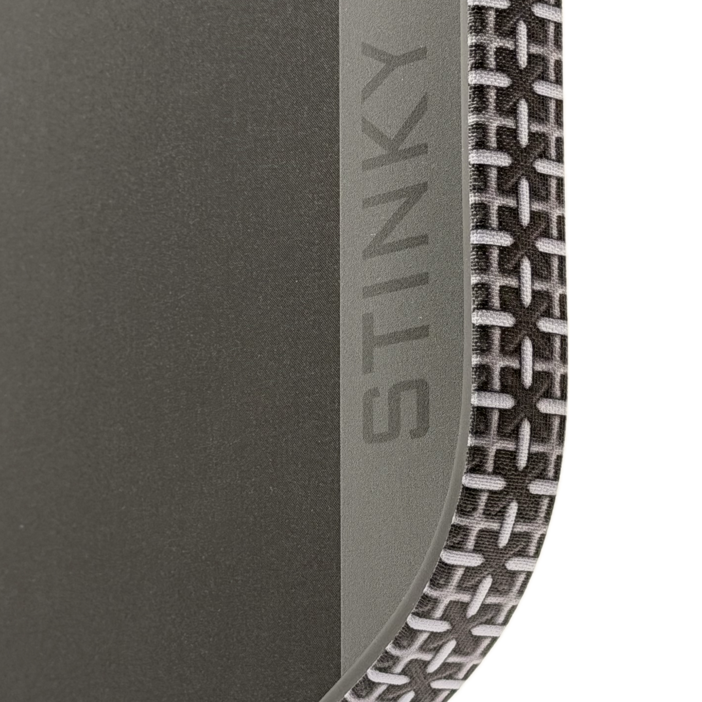 STRIKEWOVEN BLACK
